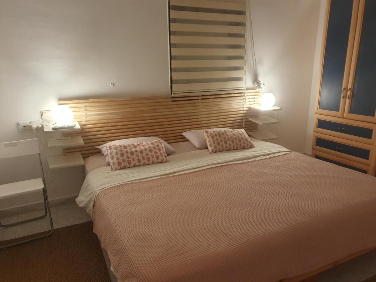 ネタニア Belle Chambre Confortable Bed & Breakfast エクステリア 写真